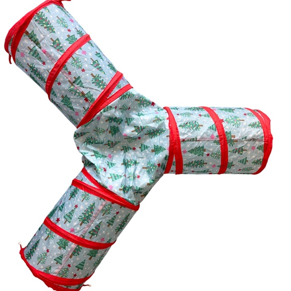 Christmas Holiday Cat Tunnel Pop-Up 3-Way Crinkle Texture Red Green Blue White - Picture 2 of 12